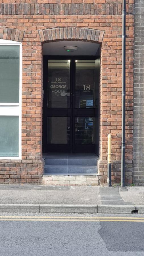 George House Newbury Luxury Apartments Exterior foto